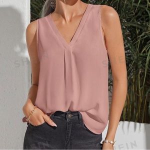 SHEIN Clasi V-neck Solid Top